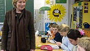 Streit an der Schule: "Besonders um Integration bemüht": Rektorin Ulrike Wanner in einer Klasse der Schule an der Hanselmannstraße
