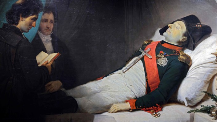 Frankreich: Der tote Kaiser auf einem Gemälde von Jean-Baptiste Mauzaisse, entstanden 1843.