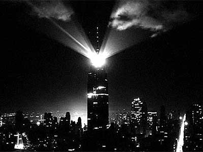 Leuchtfeuer auf dem Empire State Building, AP