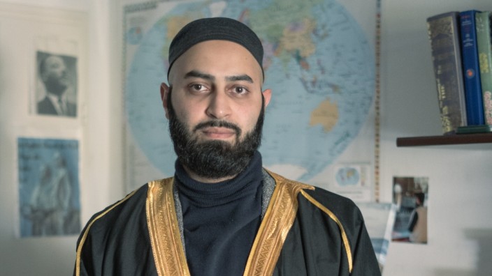 Muslime in München: Was ist Religion ohne Begegnung, fragt Imam Ahmad Popal.