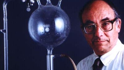 Biochemie: Stanley Lloyd Miller. Am Anfang war ein leerer Glaskolben.