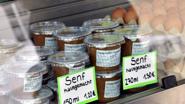 Regionale Lebensmittel in Erding: Klein, aber fein ist das Angebot beim Kletthamer Markt.