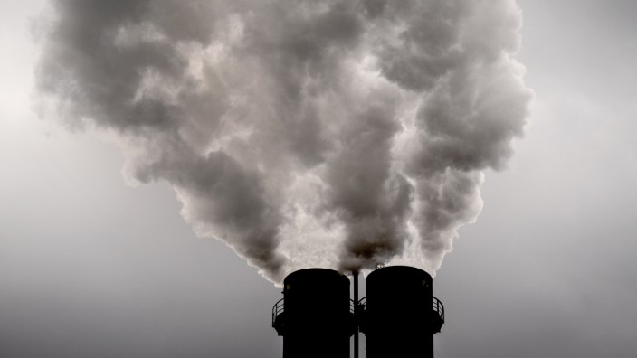 Klimaschutz: Die Energiebranche muss besonders viele Emissionen einsparen.