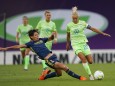 SAN SEBASTIAN, SPAIN, AUG 30: Pernille Harder of VfL Wolfsburg and Saki Kumagai of Lyon in action during the UEFA Women; Fußball - Frauen Saki Kumagai