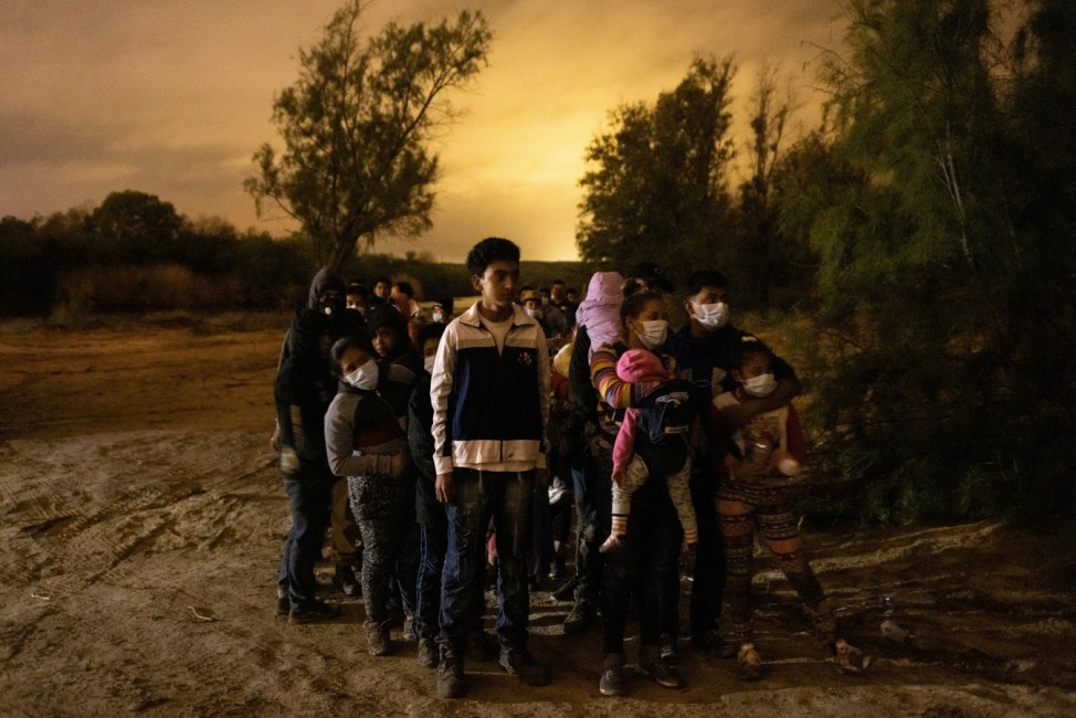 Asylum seeking migrants in Roma, Texas
