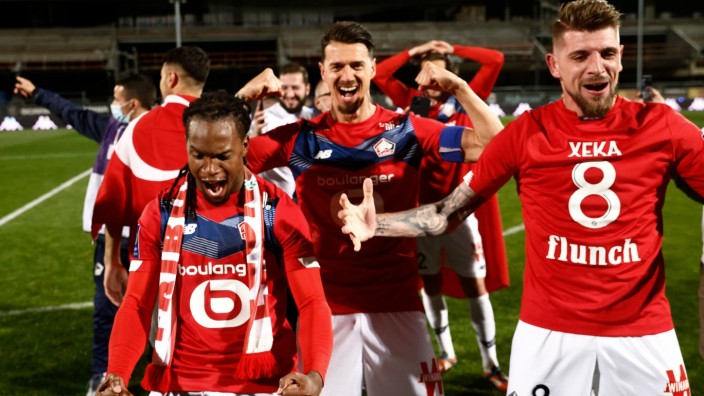 Ligue 1 - Angers v Lille