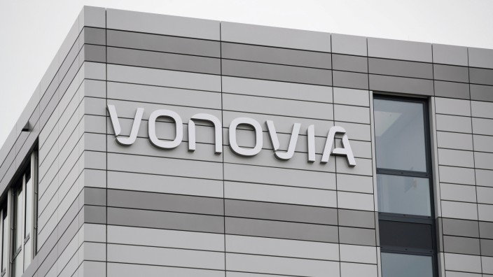 FILE PHOTO: New Vonovia headquarters in Bochum