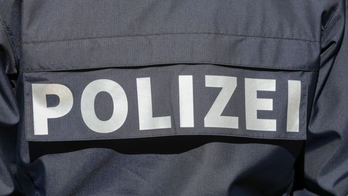 Unterschleißheim: Die Polizei rückte mit 15 Streifenwagen an, auch ein Unterstützungskommando war im Einsatz.