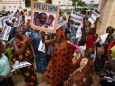 Around 200 to 300 people mobilized this Friday afternoon in the Place de l Independance in Bamako, during a demonstrati