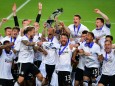 U-21-EM 2021: Die deutsche Nationalmannschaft feiert den Sieg im EM-Finale