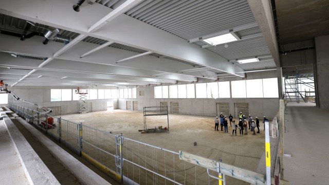 Neue Schulen im Freisinger Steinpark: Die neue Dreifach-Turnhalle soll auch von Freisinger Vereinen genutzt werden.