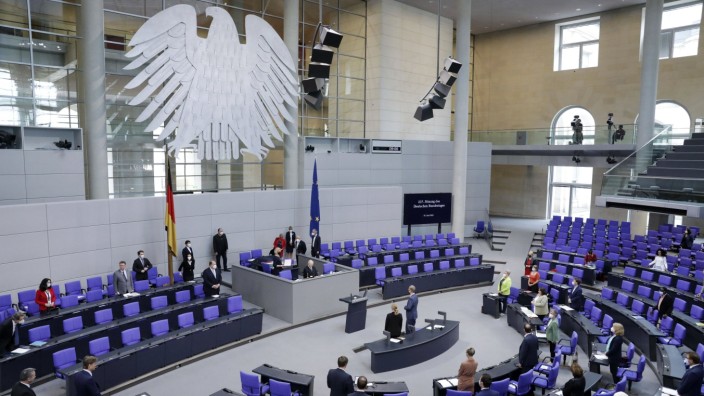 Der Plenarsaal in der 237. Sitzung des Deutschen Bundestages im Reichstagsgebäude. Berlin, 25.06.2021 *** The plenary h