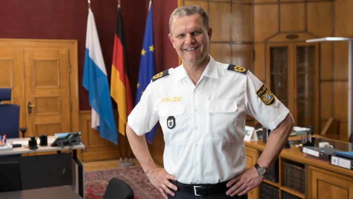 Polizeipräsident Thomas Hampel