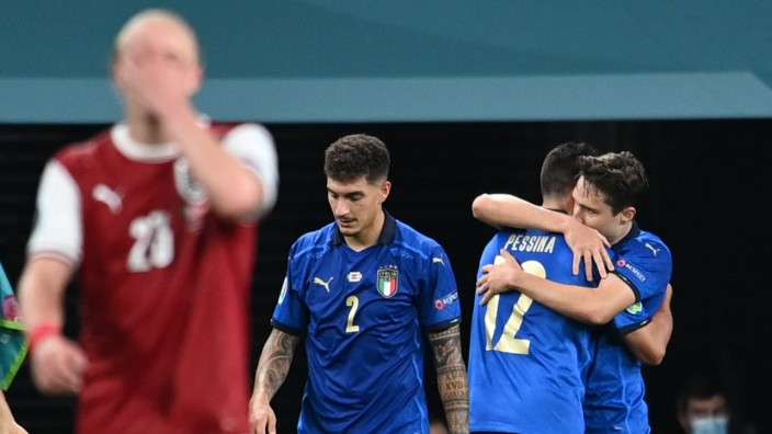 Euro 2020 - Round of 16 - Italy v Austria