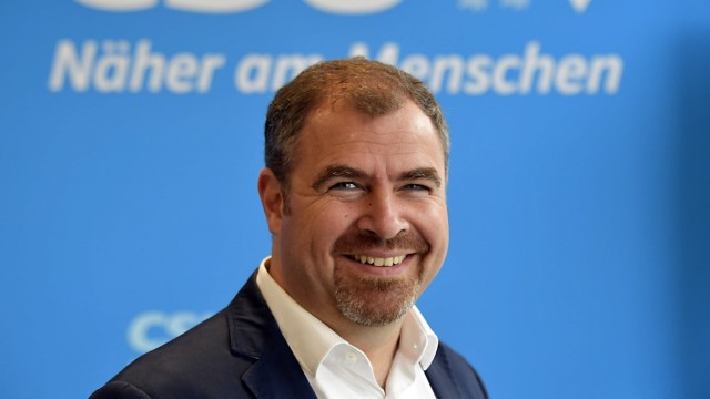 Bundespräsidentenwahl: Der CSU-Bundestagsabgeordnete Florian Hahn wird die Wahl des Bundespräsidenten wohl aufgrund einer Corona-Infektion verpassen.