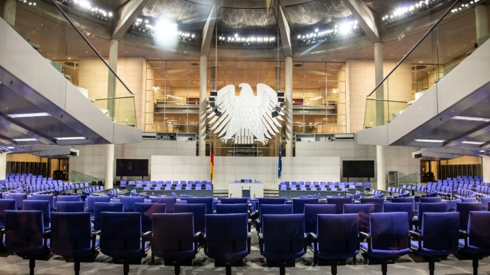 Einzug in den Bundestag: An der Fünf-Prozent-Hürde soll es für die CSU trotz schlechter Werte nicht scheitern.