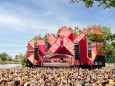 Zuschauer feiern auf dem Verknipt-Festival 2021 bei Utrecht