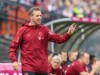 Sport Bilder des Tages Chef-Trainer Julian Nagelsmann (FC Bayern Muenchen) gibt Anweisungen am Spielfeldrand, FC Bayern