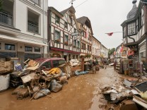 Hochwasserkatastrophe im Ahrtal: Ermittlungsverfahren gegen Landrat von Ahrweiler