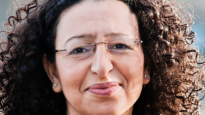 Prof. Dr. Lamia Messari-Becker: Pressebild.