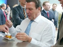 SZ-Serie „Ein Anruf bei …“: „Ich bin sehr enttäuscht von Gerhard Schröder“