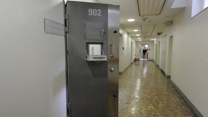 Polizei: Die Haftanstalt im Polizeipräsidium München