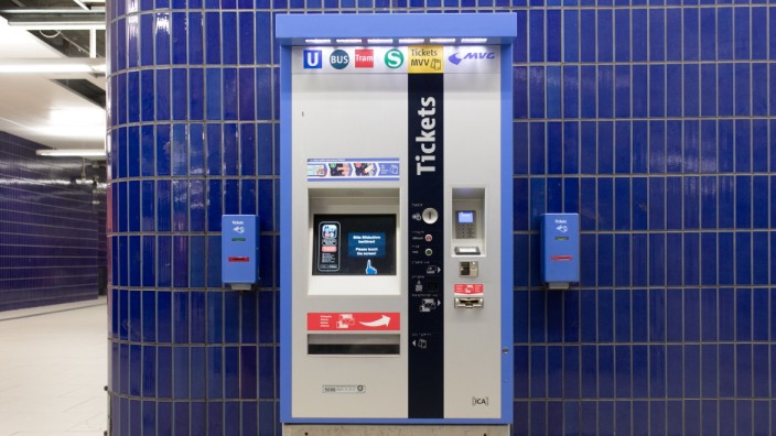 Fahrscheinautomat in München, 2018