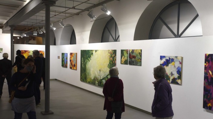 Lange Nacht: Die KVD-Galerie lockt mit kräftigen Farben.