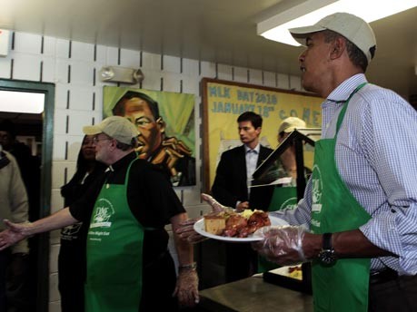 Barack Obama hilft Obdachlosen;dpa