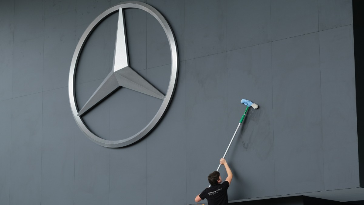 Daimler: Aktionäre segnen Aufspaltung ab