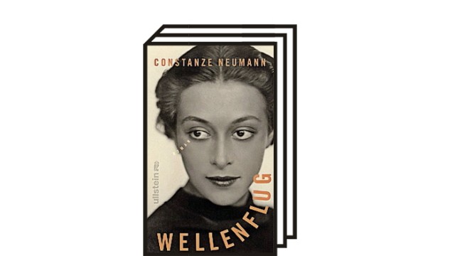 Constanze Neumanns Familienroman "Wellenflug": Constanze Neumann: Wellenflug. Roman. Ullstein, Berlin 2021. 336 Seiten, 22 Euro.