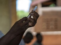 Medizin: WHO empfiehlt Malaria-Impfstoff für Kinder
