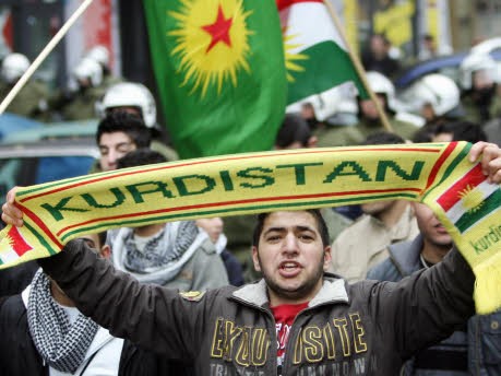 Kurden in Berlin; ddp
