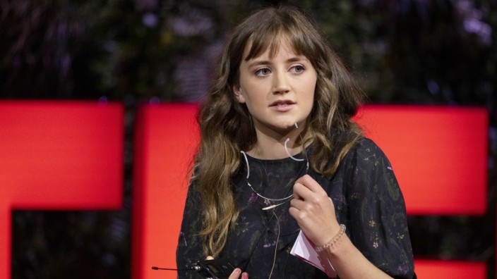 Ted Conference: Unerwarteter Star der Ted-Klimakonferenz: Die Aktivistin Lauren MacDonald, die den Chef des Ölkonzerns Shell zusammenfaltete.