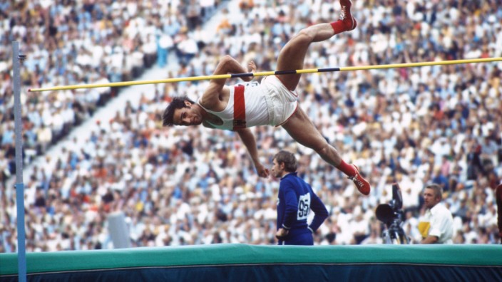 Sportgeschichte: Am 10. September 1972 trat Hermann Magerl beim Hochsprung-Finale der Olympischen Spiele in München an. Am Ende erreichte er den 4. Platz und verfehlte knapp eine Medaille.
