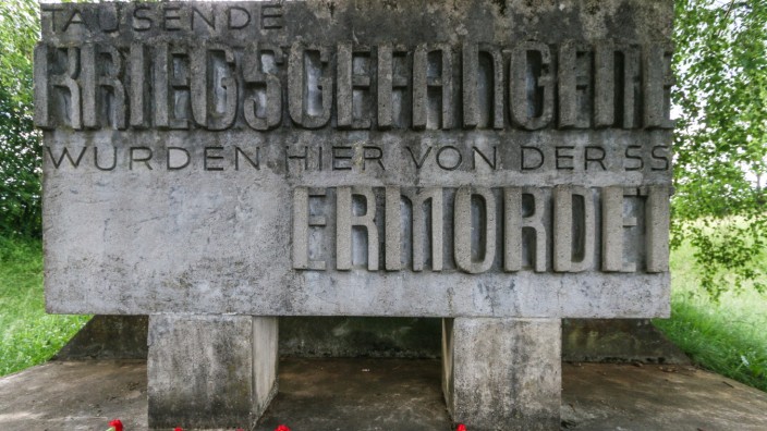 Hebertshausen/Dachau: Am ehemaligen SS-Schießplatz in Hebertshausen erinnert ein Mahnmal an die getöteten Kriegsgefangenen.