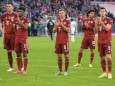 vlnr Kingsley Coman (FC Bayern Muenchen 11), Niklas Suele (FC Bayern Muenchen 4), Joshua Kimmich (FC Bayern Muenchen 6)