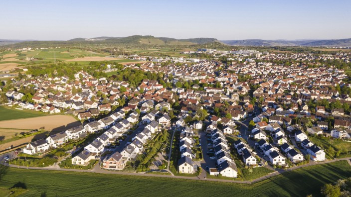 Germany, Baden-Wurttemberg, Waiblingen, Aerial view of modern suburb WDF06040