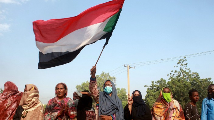 Sudan: Protest gegen den Militärputsch in Khartoum.