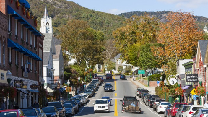 An autumn view up Main Street in Camden, Maine. (Clarence Holmes)