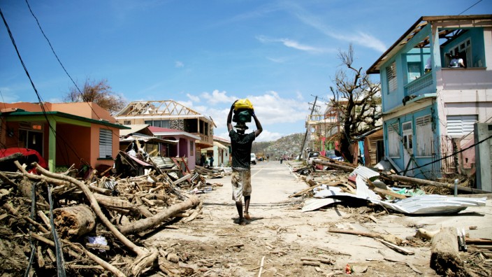 Allianz der kleinen Inselstaaten: Hurrikan "Maria" fegte 2017 über die Karibik-Insel Dominica hinweg, etwa 90 Prozent der Gebäude wurden beschädigt, 65 Menschen starben.