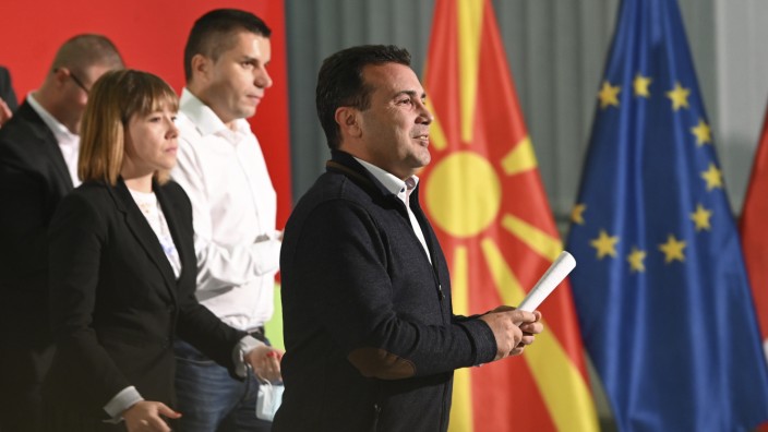 Westbalkan: Es wäre "politisch unverantwortlich, wenn ich jetzt weiter die Regierung auf ihrem euro-atlantischen Pfad führte": Nordmazedoniens Premier Zoran Zaev gibt sein Amt auf.