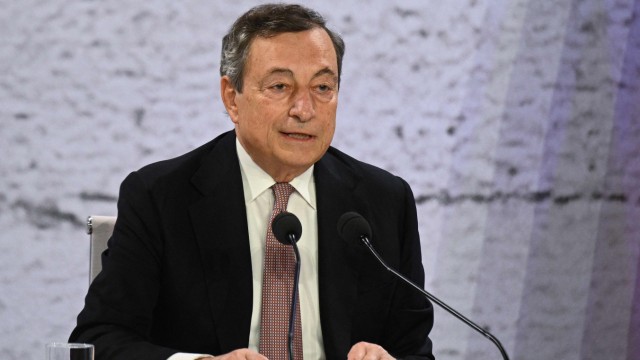 Crescita economica: il presidente del Consiglio Mario Draghi: "Dobbiamo sostenere questa crescita negli anni a venire."