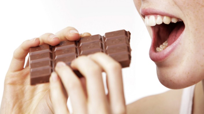 Ernährung: Eine Tafel Schokolade hat gute 500 Kilokalorien.