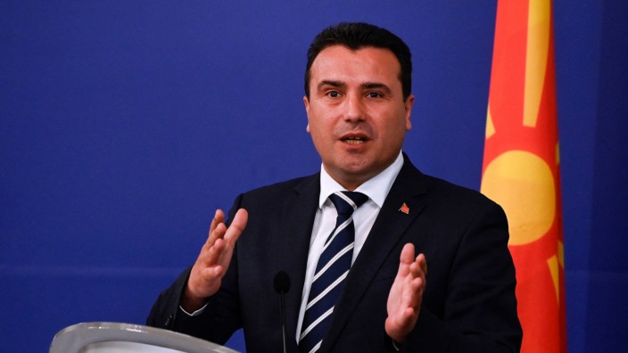 Nordmazedonien: Kündigt Rückzug an: Premierminister Zoran Zaev.