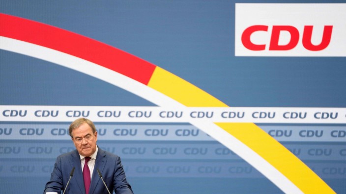 Christdemokraten: Auf die Plätze, fertig... Armin Laschet, noch Chef der CDU, verkündet den Starttermin des Rennens um seine Nachfolge.