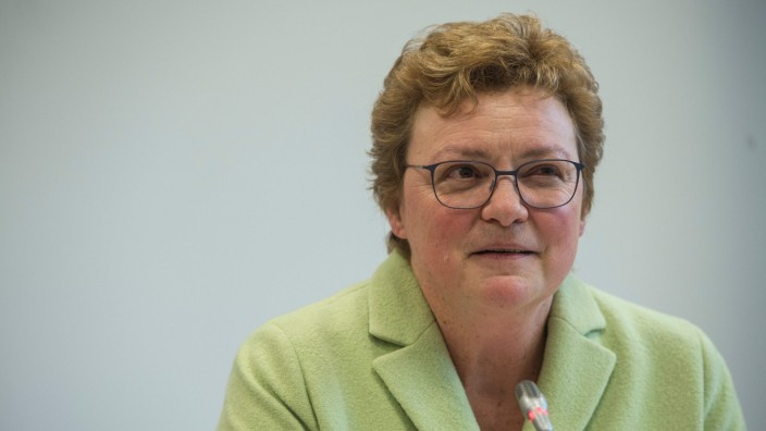 Maskenaffäre: Die Europaabgeordnete Monika Hohlmeier hat Erfahrung im Umgang mit Affären.