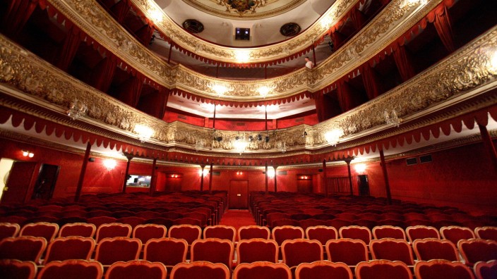 Favoriten der Woche: Der Zuschauersaal im Wiener Theater in der Josefstadt ist dem Teatro La Fenice in Venedig nachempfunden.