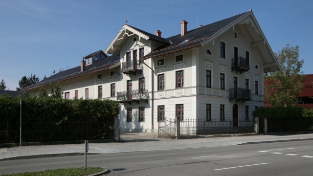 Altes Bauernhaus, Unterföhring, Beim Fuchs, Münchner Straße 63