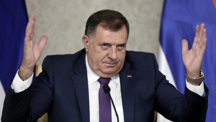 Bosnien-Konflikt: Milorad Dodik ist der mächtigste Politiker im serbischen Landesteil von Bosnien-Herzegowina. Er fordert eine eigene Armee für die Republika Srpska.